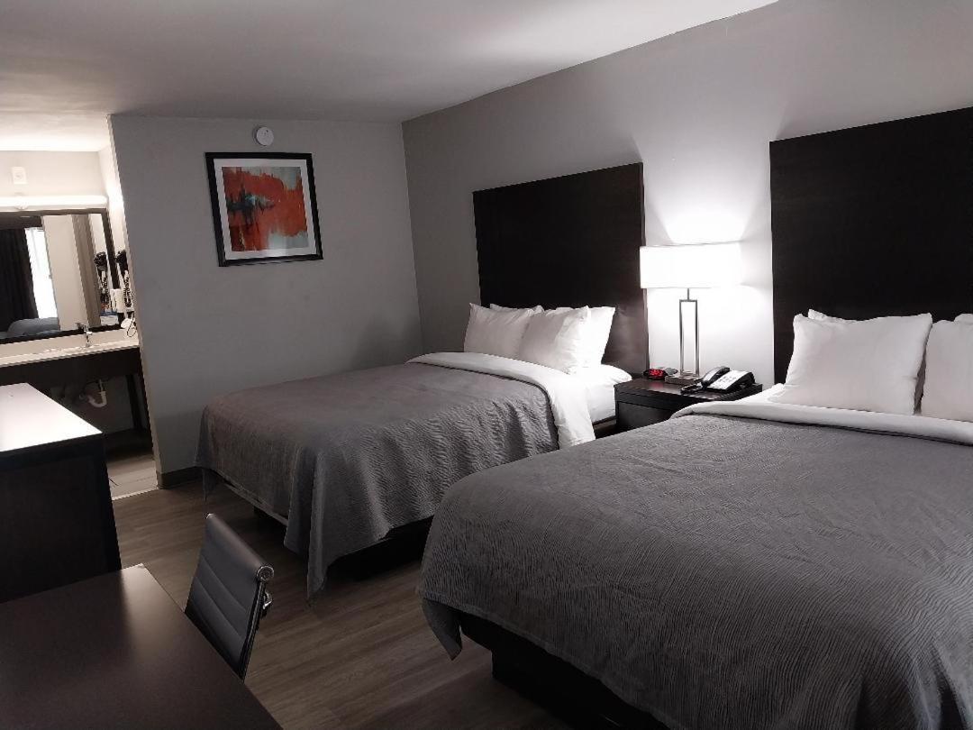 Quality Inn Bristol Bagian luar foto